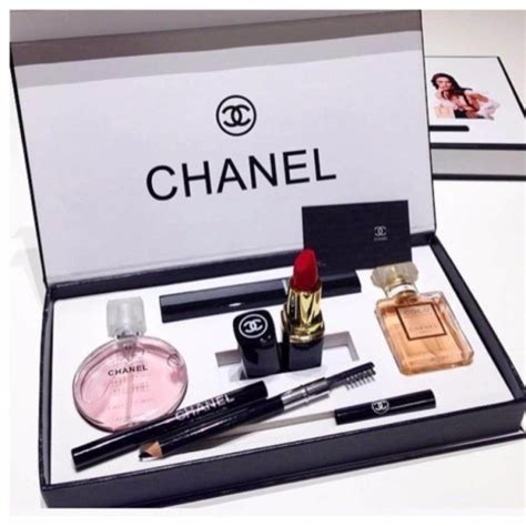 Chanel perfume gifts